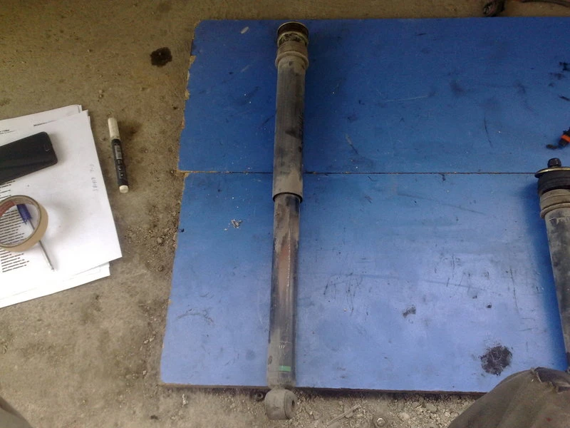 амортесьор заден ляв за Сааб 9-3 2.2TID 02г. 