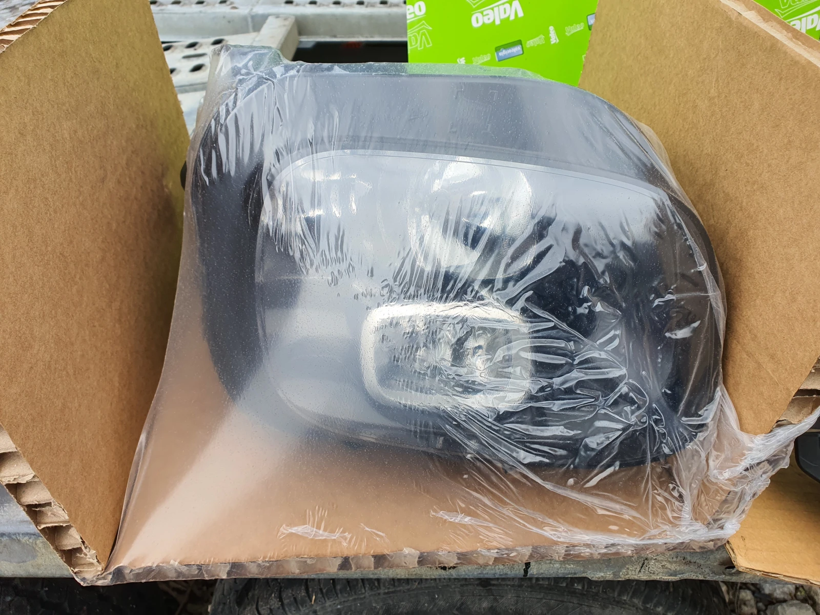 Фар Ситроен Ц3 Аиркрос/Citroën C3 Aircross, снимка 2 - Части - 54061834