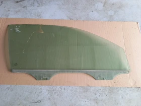 Стъкло предно дясно Фолксваген Поло 2врати