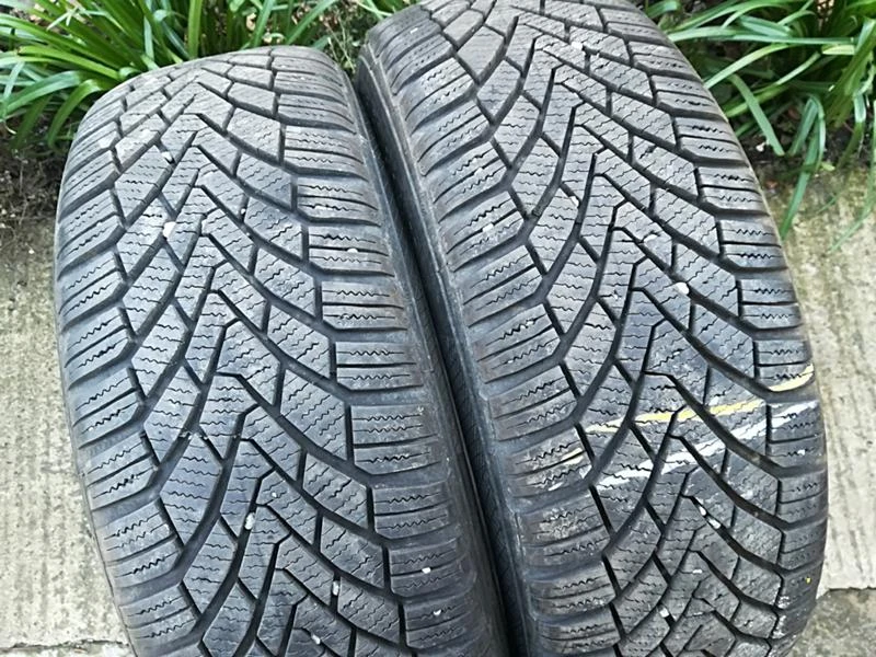 Гуми Зимни 185/60R15, снимка 2 - Гуми и джанти - 23733007