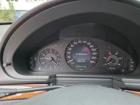 Mercedes-Benz E 220, снимка 10