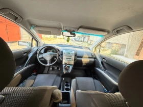 Toyota Corolla verso, снимка 8