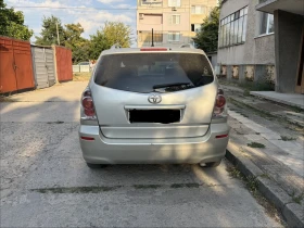Toyota Corolla verso, снимка 3