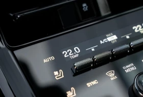 Porsche Panamera 4 S E-Hybrid = Air Suspension = Гаранция - 139916 € / 273651.91 лв. - 74962928 7