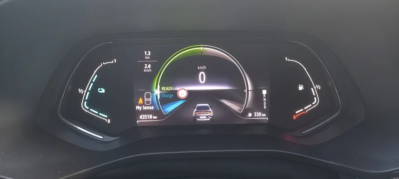 Renault Arkana E-TECH Hybrid 145 к.с., снимка 9 - Автомобили и джипове - 47889347