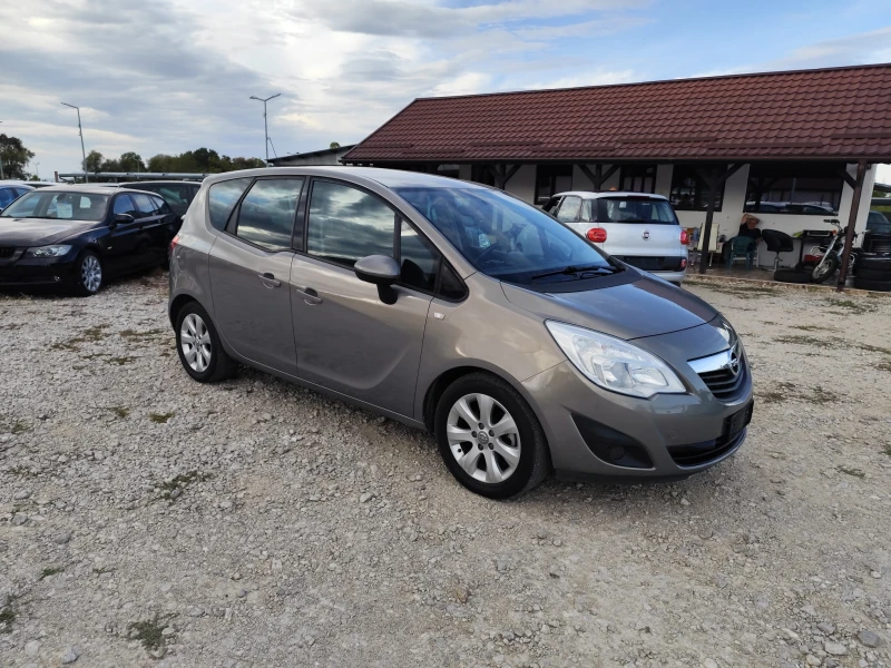 Opel Meriva 1.4 бензин, снимка 3 - Автомобили и джипове - 47460112