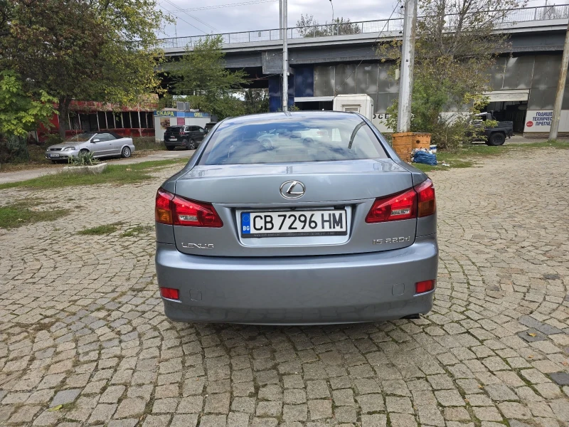 Lexus IS 220d 2.2, снимка 8 - Автомобили и джипове - 47637174