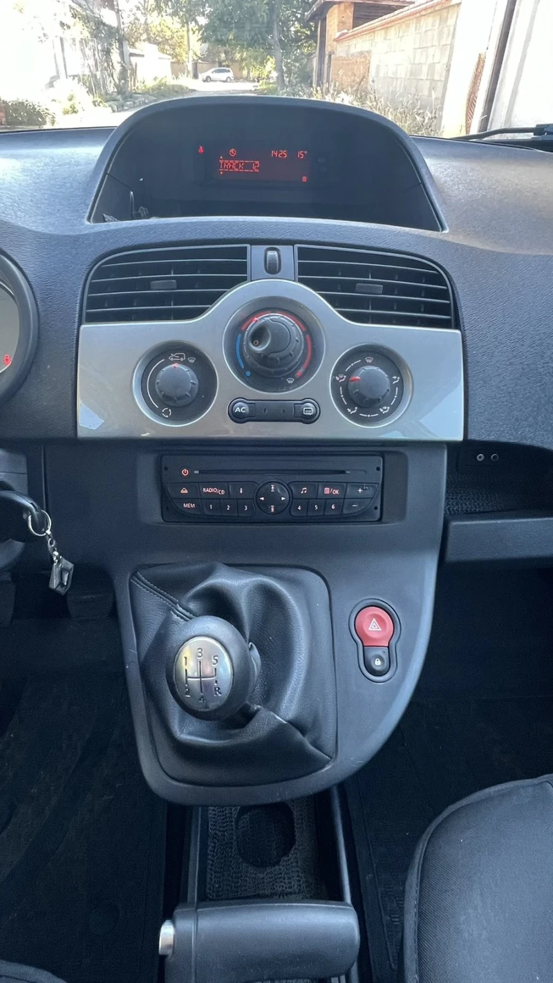 Renault Kangoo Ван, снимка 9 - Автомобили и джипове - 47578302