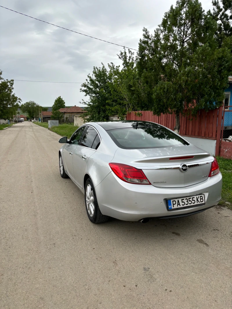 Opel Insignia, снимка 7 - Автомобили и джипове - 48284406