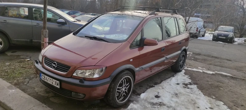 Opel Zafira, снимка 1 - Автомобили и джипове - 49248381