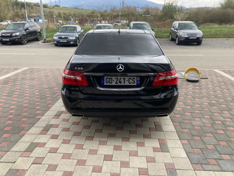 Mercedes-Benz E 500 AMG Optic, снимка 7 - Автомобили и джипове - 49756139