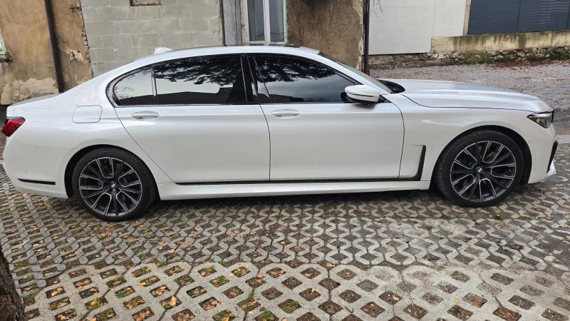 BMW 750 Li XDRIVE M-SPORT LONG ПАНОРАМА, снимка 4 - Автомобили и джипове - 52552853