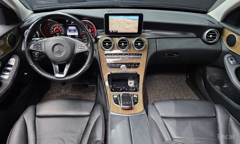 Mercedes-Benz C 220, снимка 7 - Автомобили и джипове - 52826157