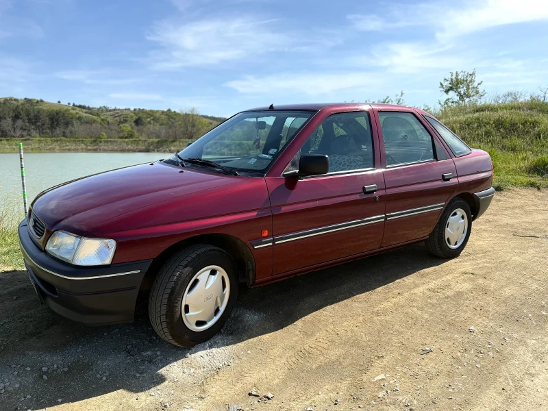 Ford Escort, снимка 2 - Автомобили и джипове - 53060234
