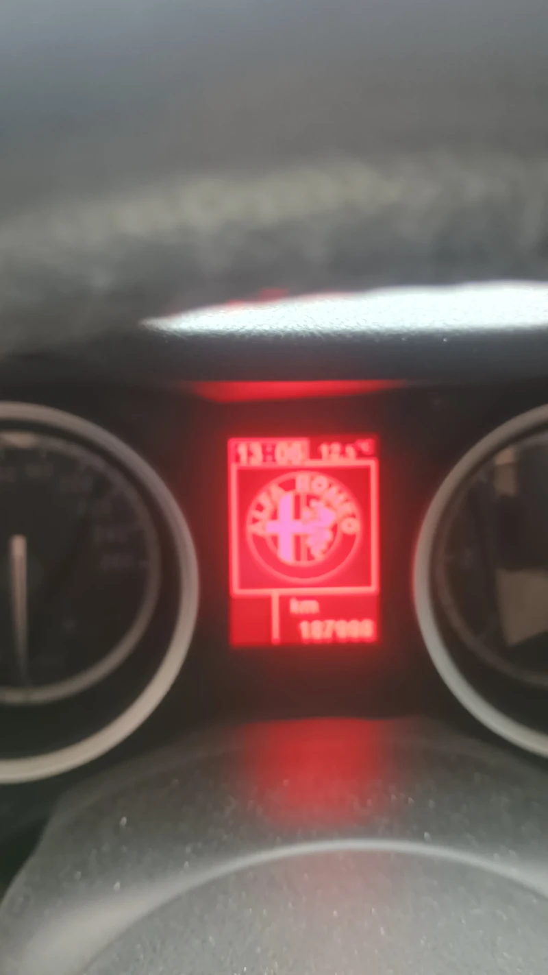 Alfa Romeo 159 sportwagon 1.9JTDM, снимка 15 - Автомобили и джипове - 53125500