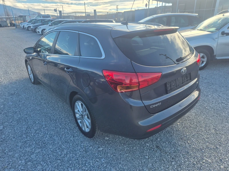 Kia Ceed 1.6 CRDI GT-line, снимка 5 - Автомобили и джипове - 53459575