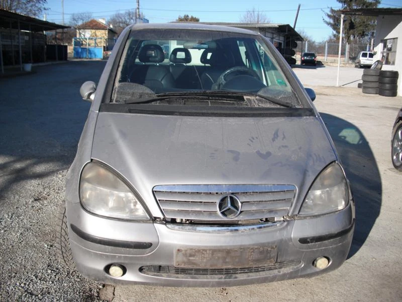 Mercedes-Benz A 170 CDI A160 A180 CDI, снимка 6 - Автомобили и джипове - 35472834