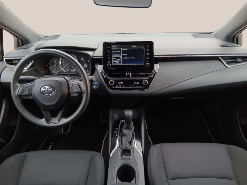 Toyota Corolla 1.8 - 30990 лв. - 15215211 | Car24.bg
