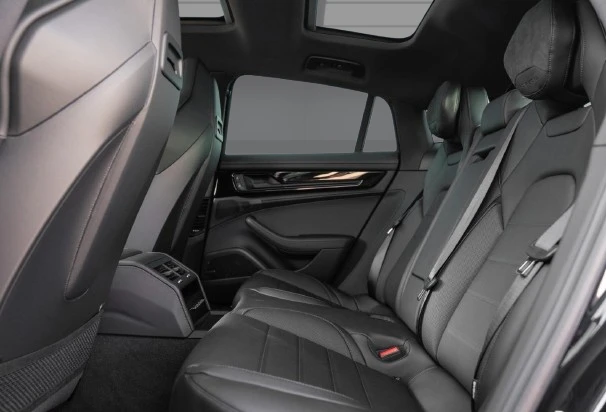 Porsche Panamera 4 S E-Hybrid = Air Suspension = Гаранция - изображение 8