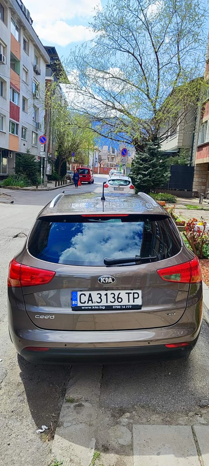 Kia Ceed, снимка 4 - Автомобили и джипове - 54224628