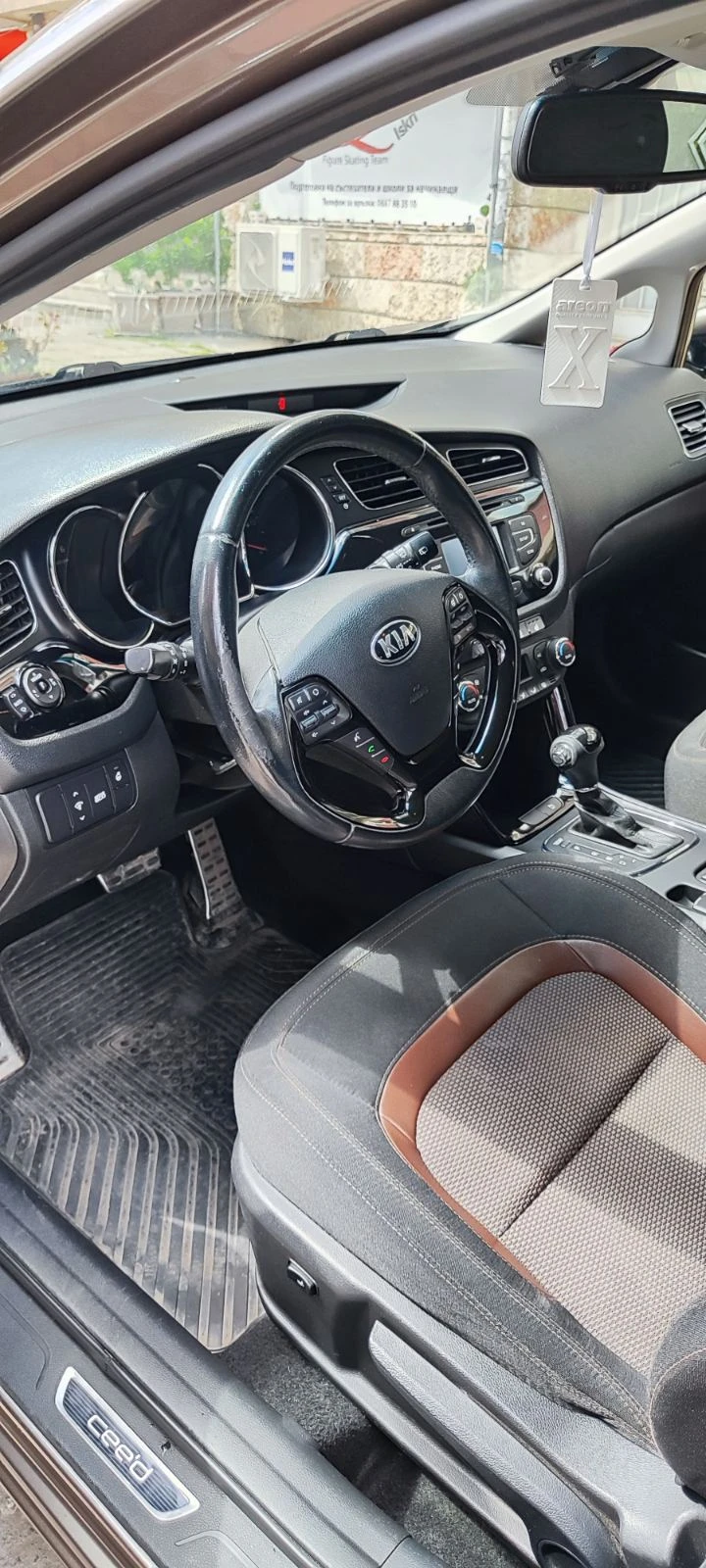 Kia Ceed, снимка 11 - Автомобили и джипове - 54224628