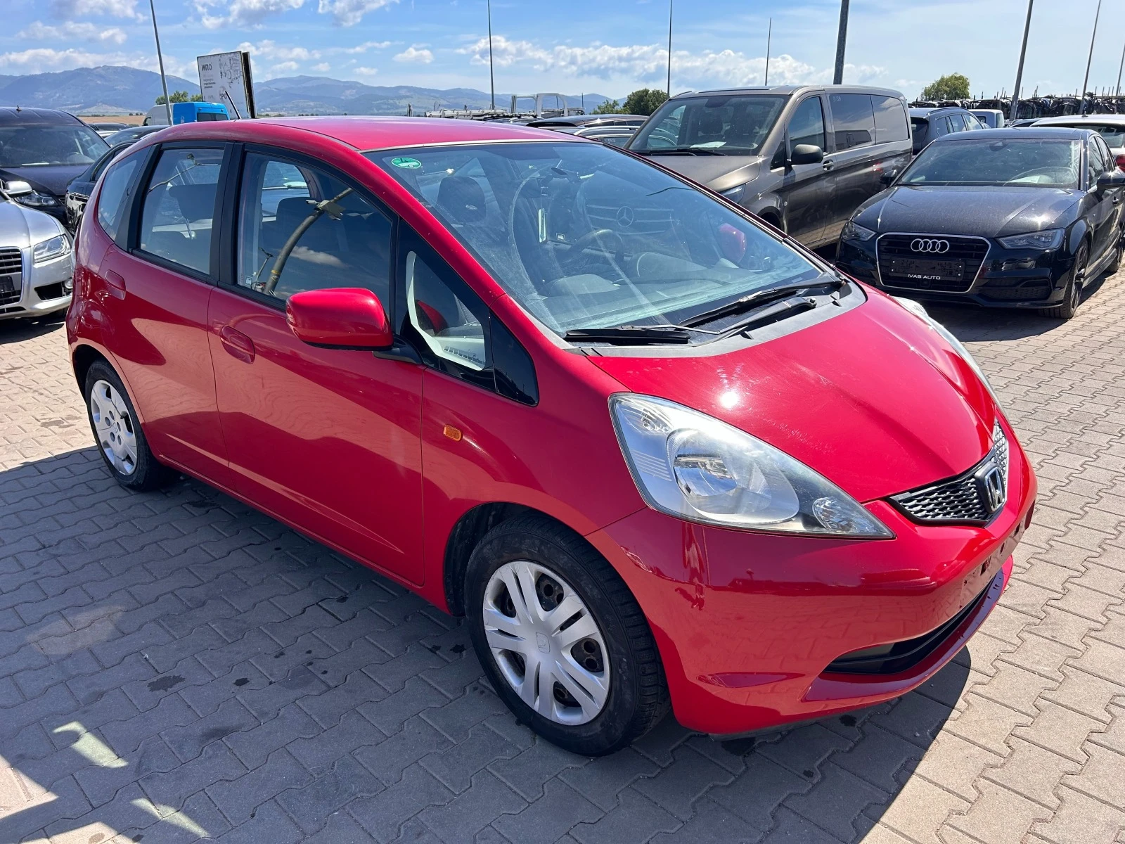 Honda Jazz 1.2i EURO 4 ЛИЗИНГ - изображение 4