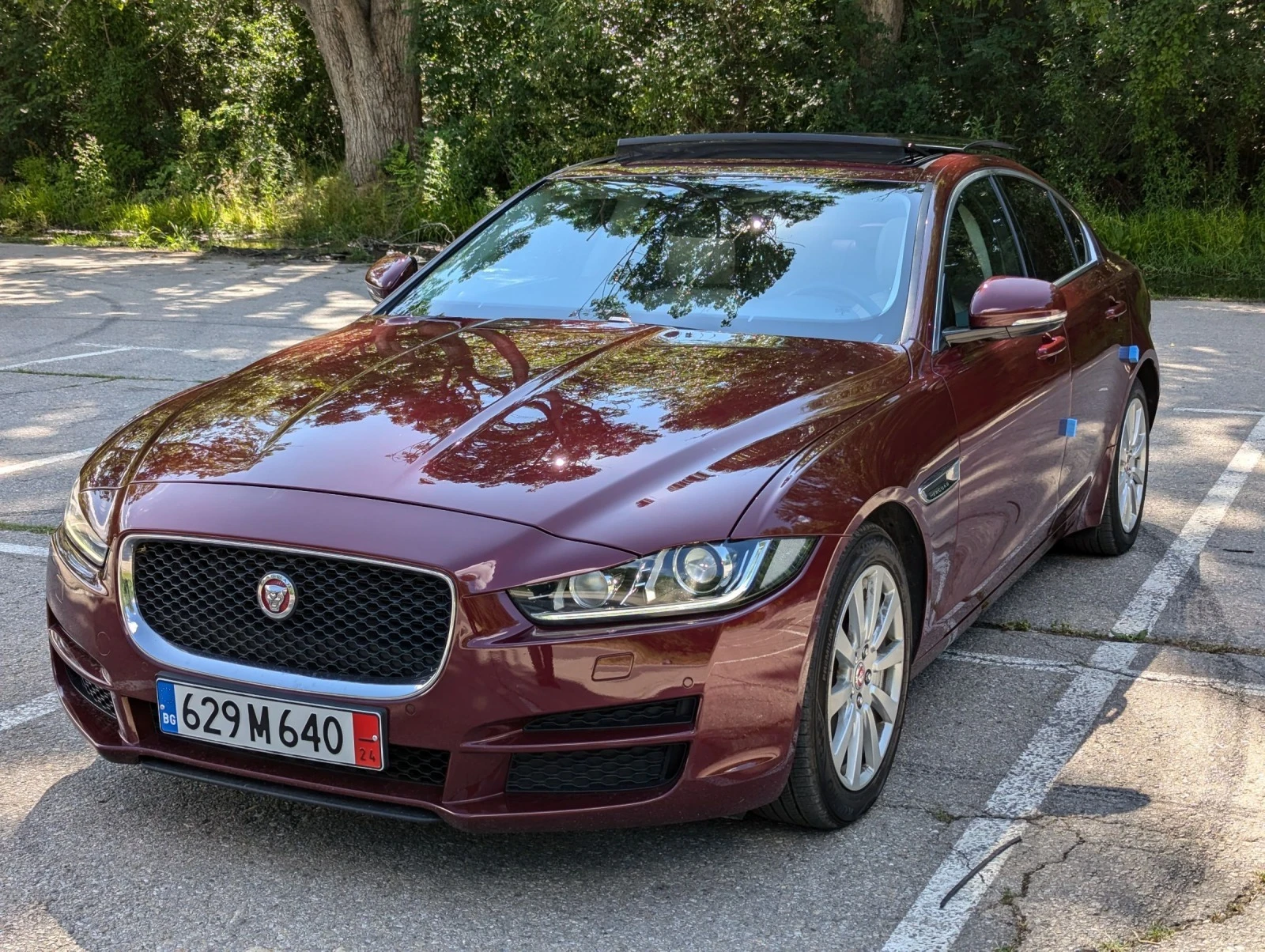 Jaguar XE 2.0D, 180к.с. - изображение 3