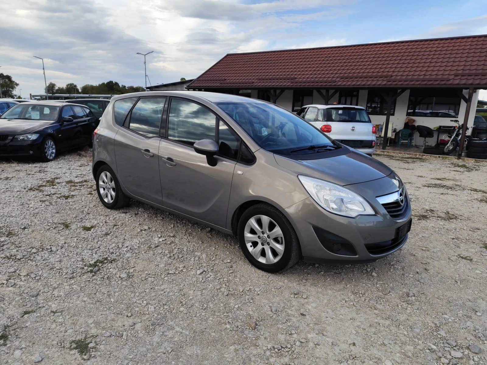 Opel Meriva 1.4 бензин - изображение 3