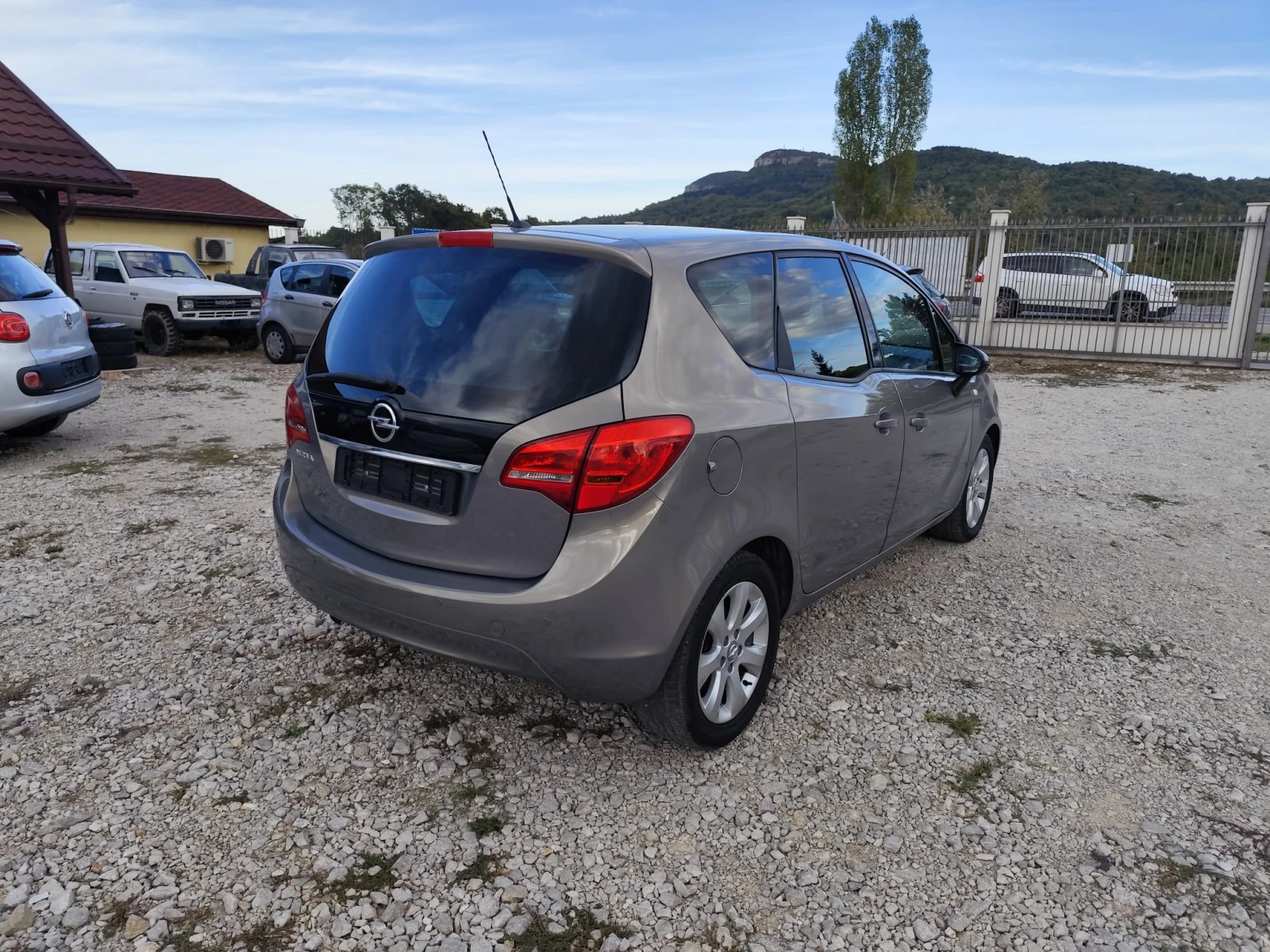 Opel Meriva 1.4 бензин - изображение 5