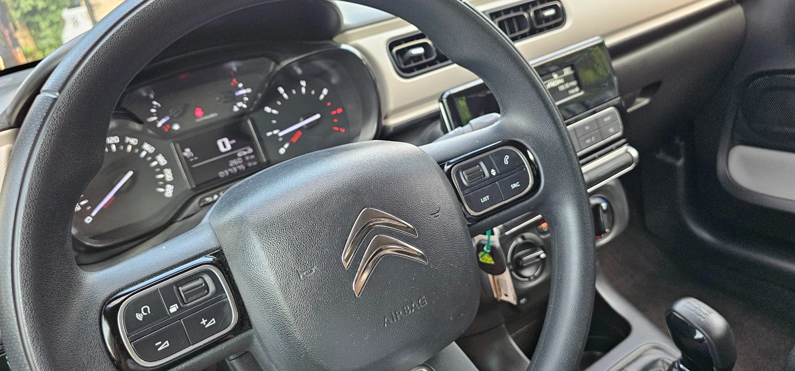 Citroen C3  !!! 37500km  - изображение 10
