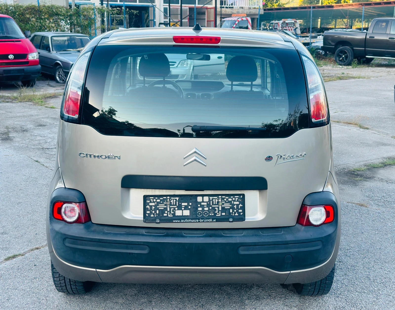Citroen C3 Picasso 1.4I-95кс - изображение 7
