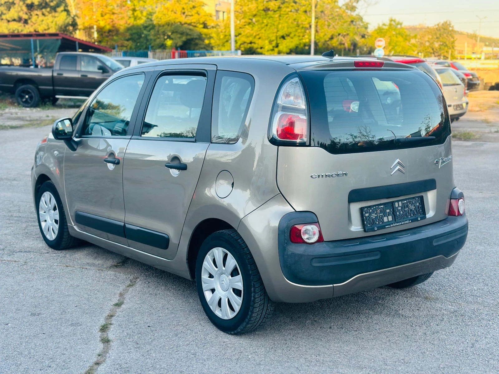 Citroen C3 Picasso 1.4I-95кс - изображение 5