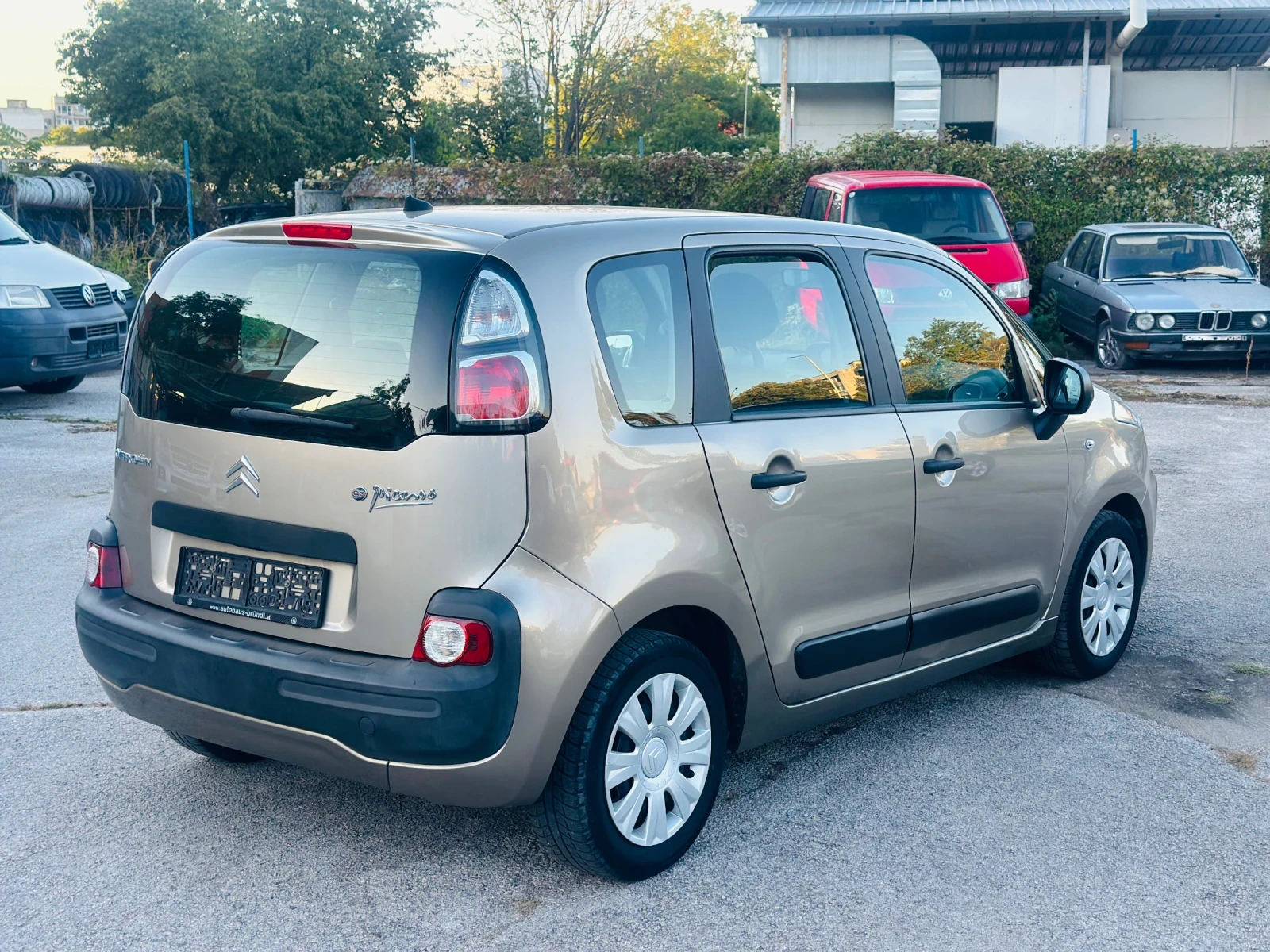 Citroen C3 Picasso 1.4I-95кс - изображение 6
