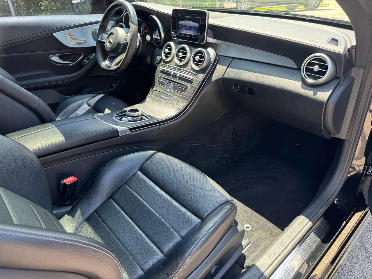 Mercedes-Benz C 300 4MATIC * * CARFAX * * АВТО КРЕДИТ - изображение 6