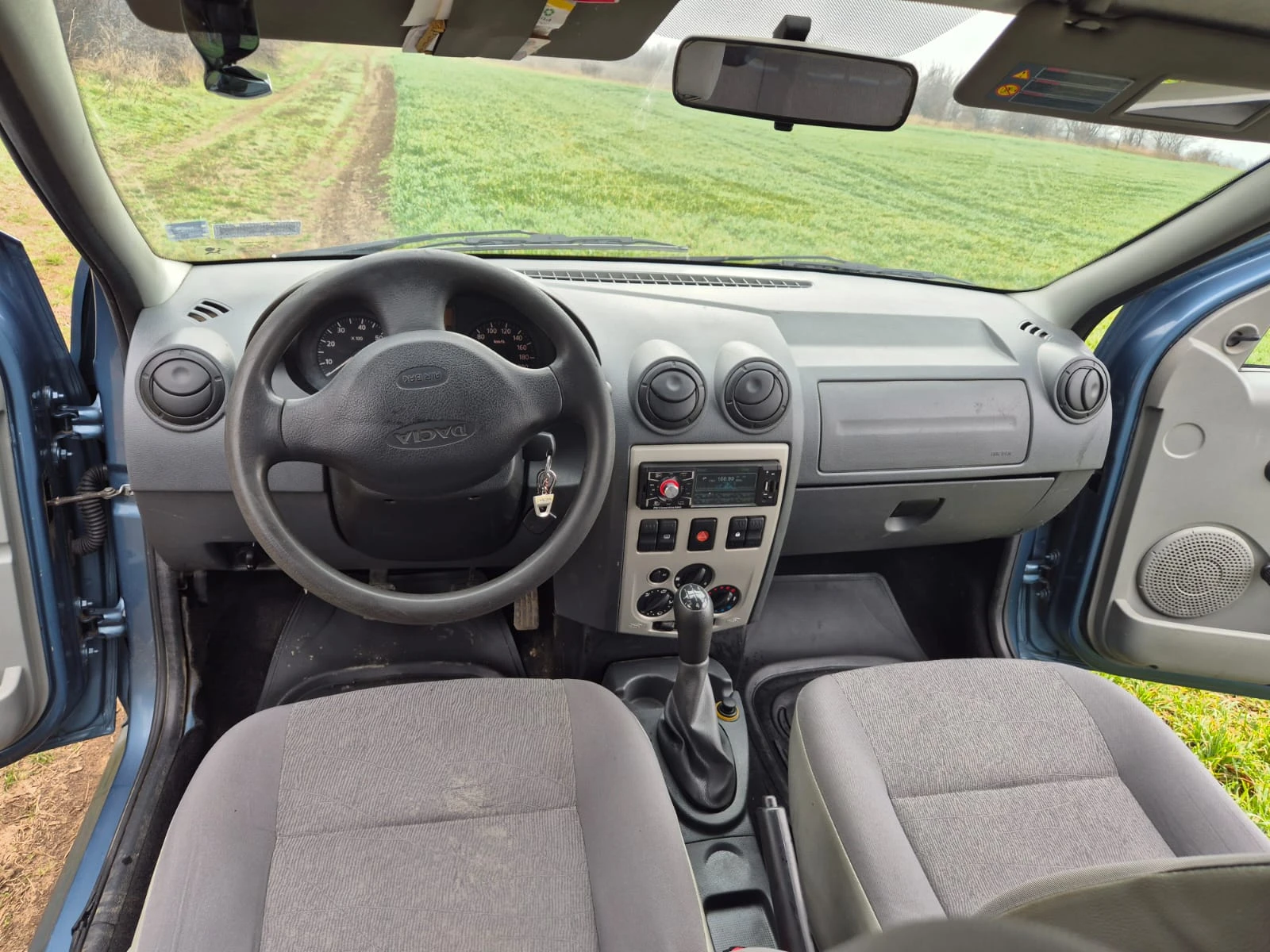 Dacia Logan  - изображение 7