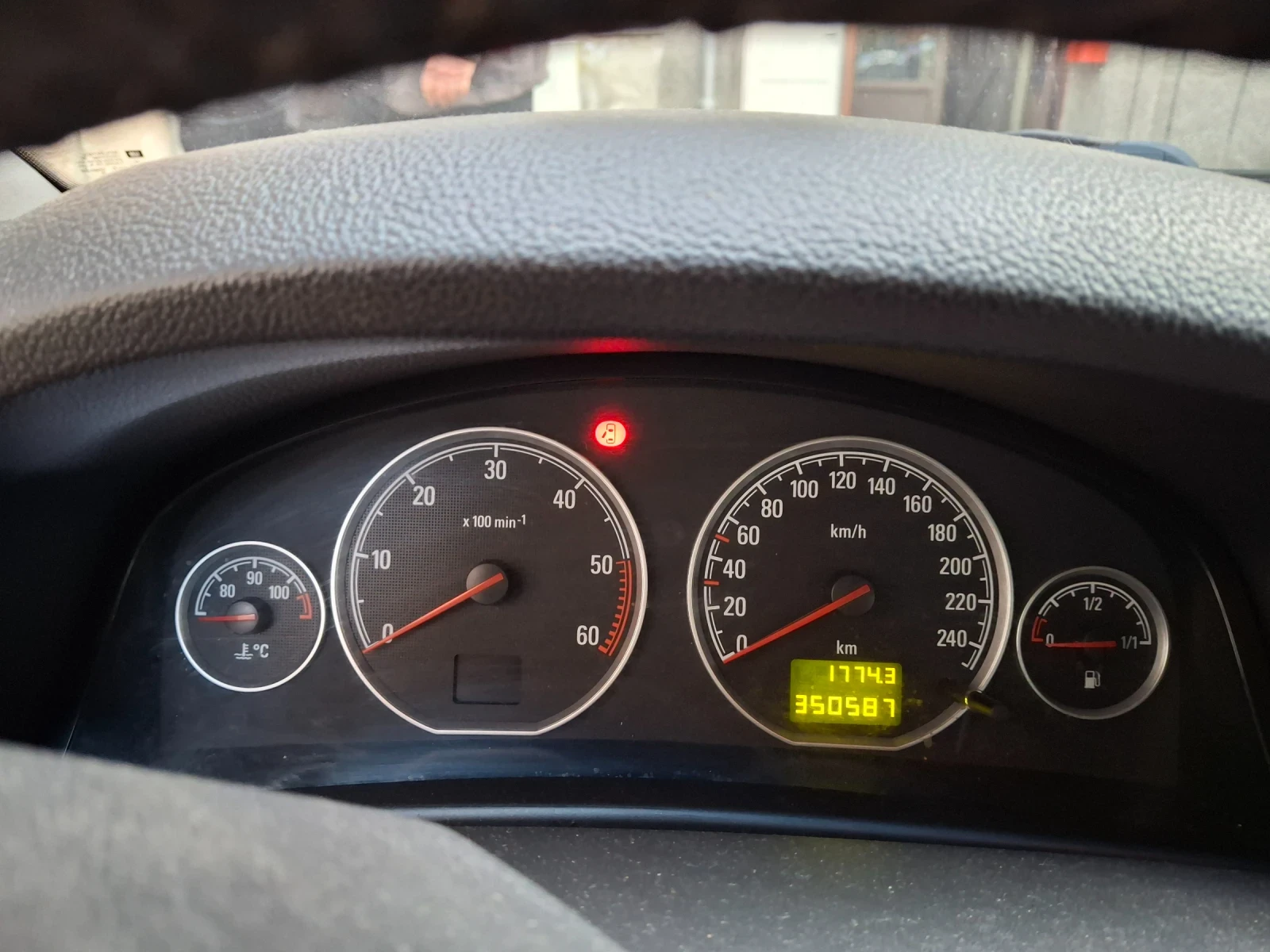 Opel Vectra  - изображение 7