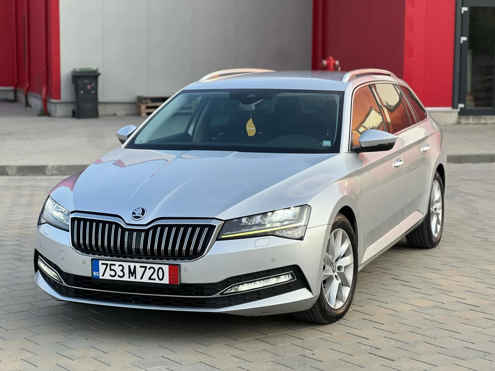 Skoda Superb Без Аналог на Пазара 4х4 Digital , снимка 2 - Автомобили и джипове - 53876330
