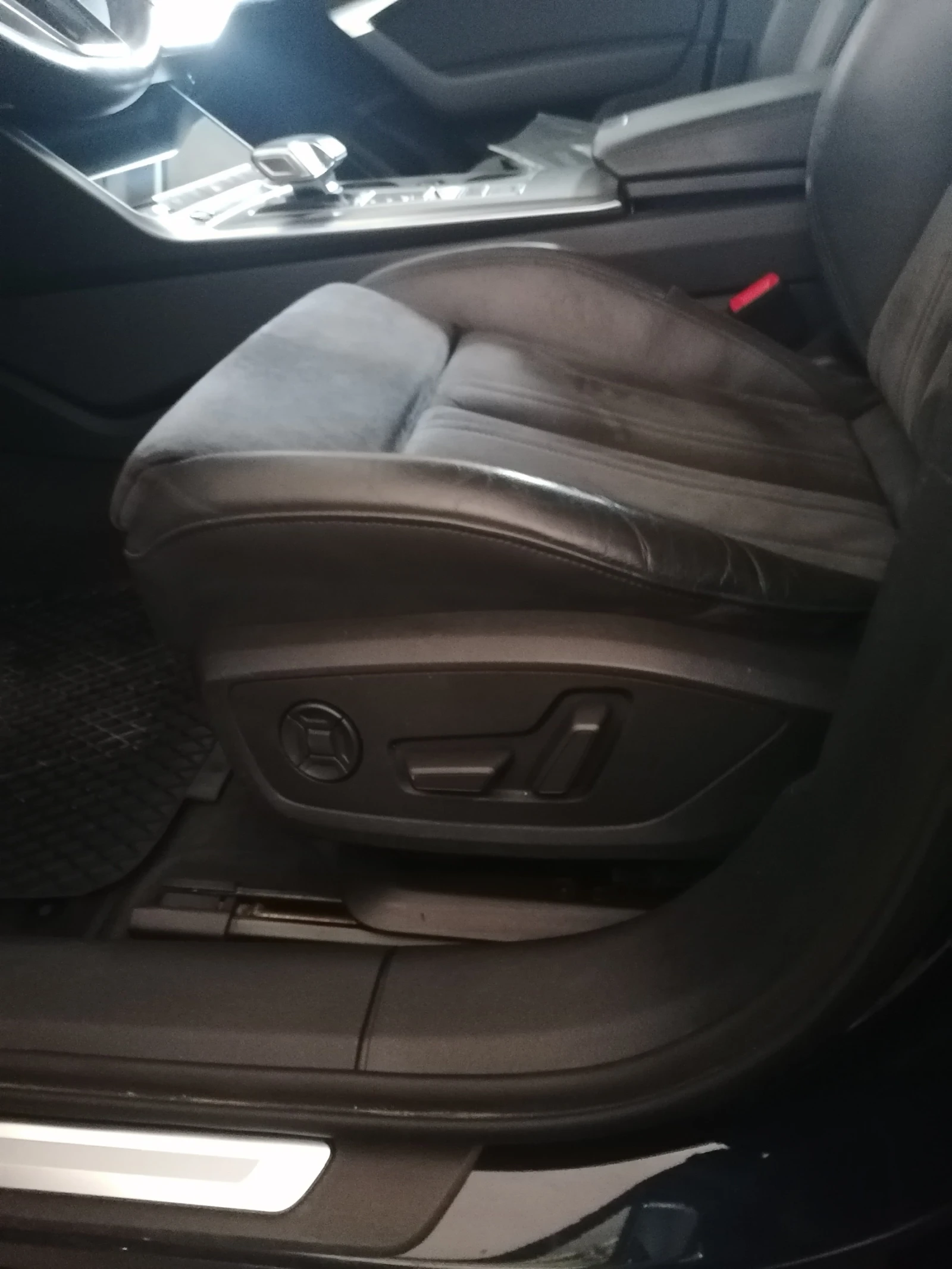 Audi A6 Allroad Avant 40 TDI sport, снимка 9 - Автомобили и джипове - 54479015