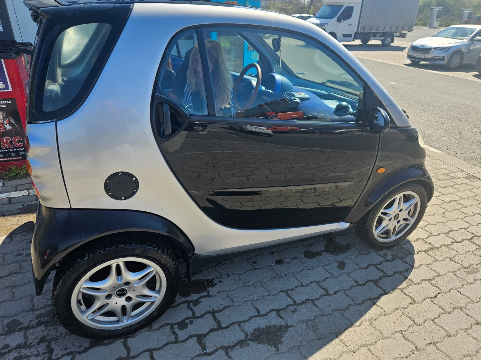 Smart Fortwo, снимка 2 - Автомобили и джипове - 54613106