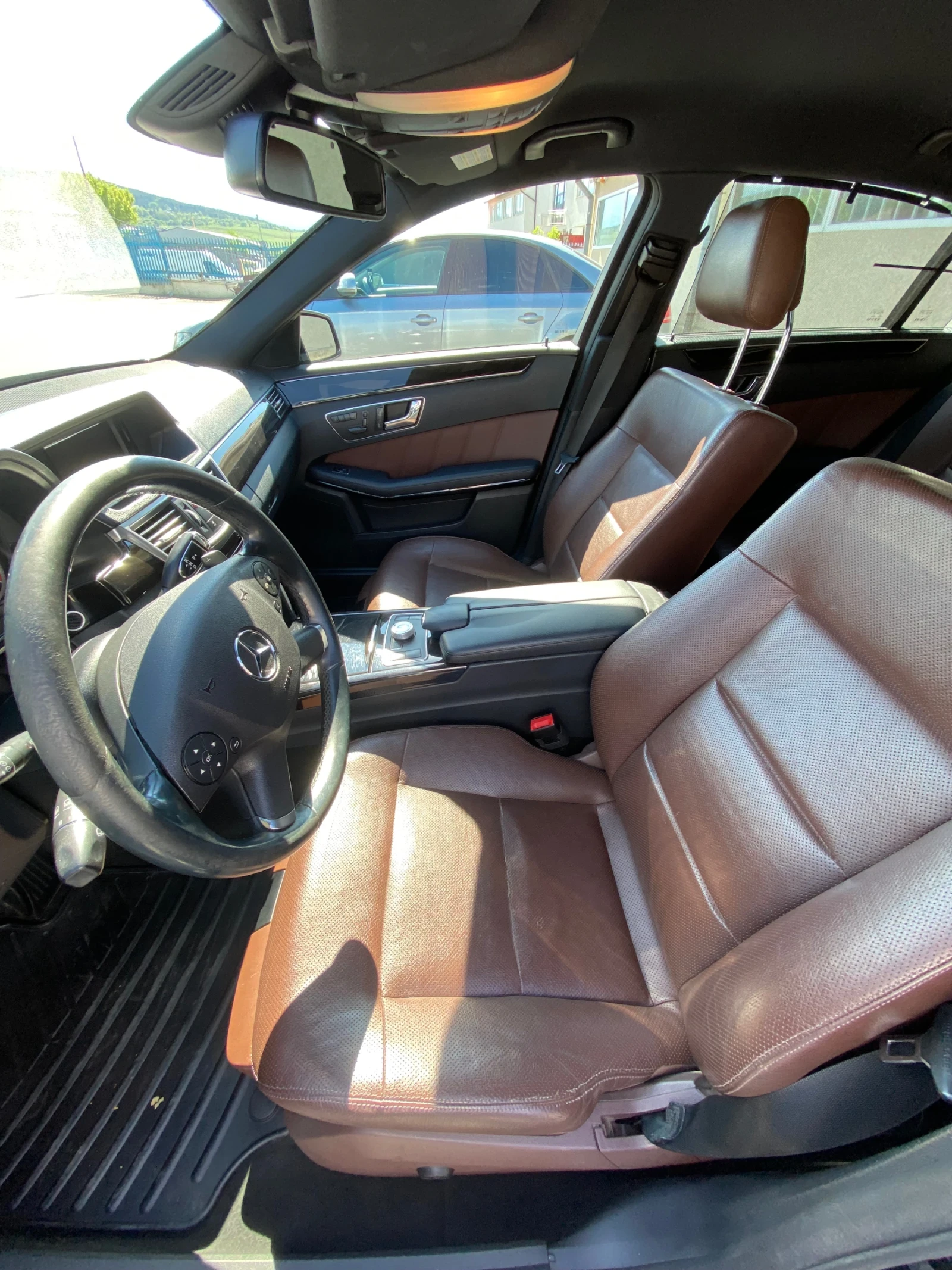 Mercedes-Benz E 350 CDI BlueEfficiency 231hp, снимка 7 - Автомобили и джипове - 54692365