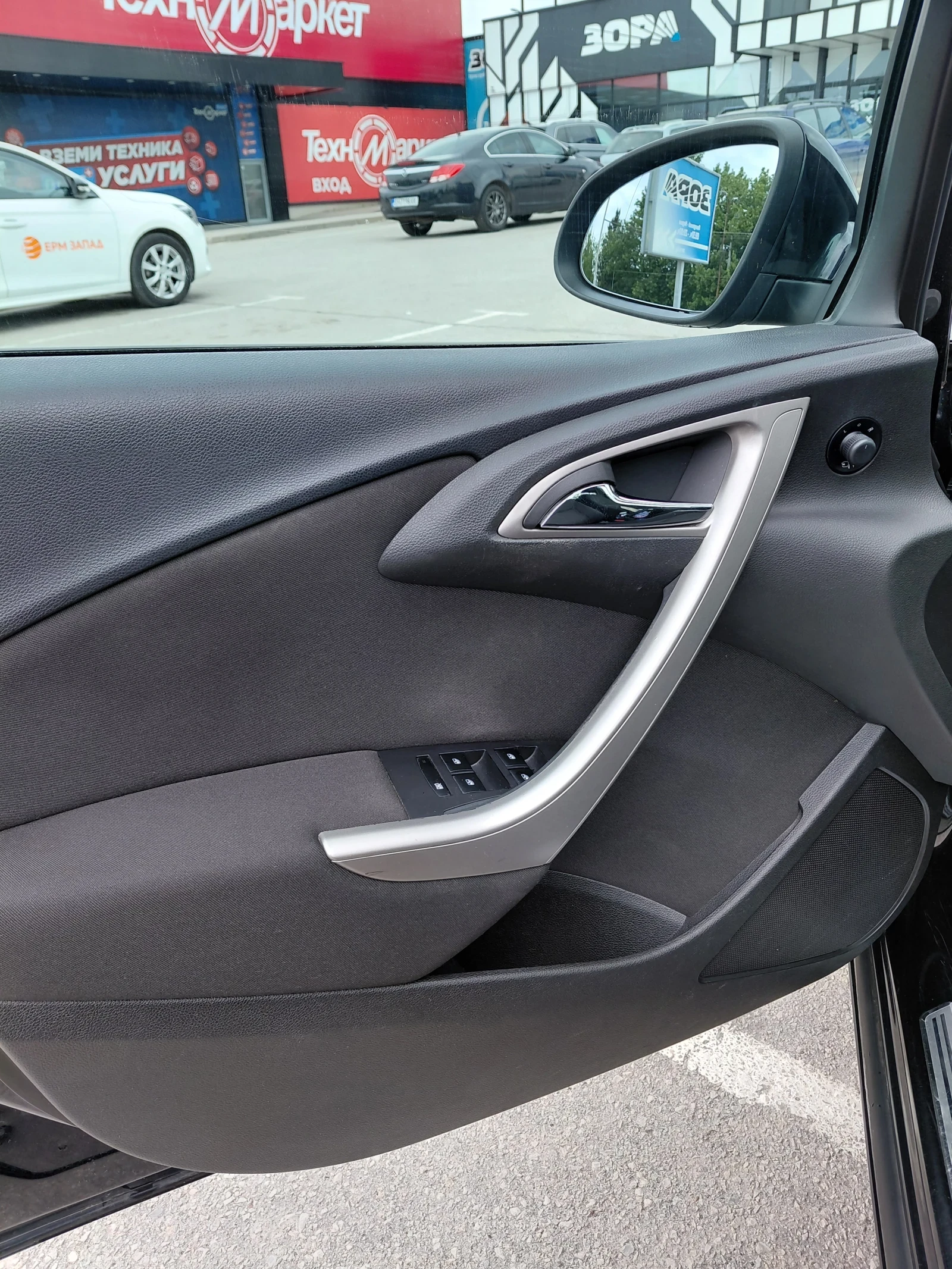 Opel Astra 1.7 , снимка 9 - Автомобили и джипове - 54740619