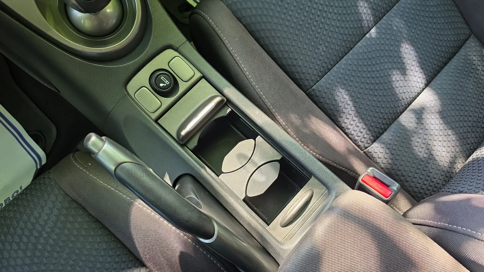 Honda Civic 1.4i 99k.c. FaceLift, снимка 12 - Автомобили и джипове - 55085380
