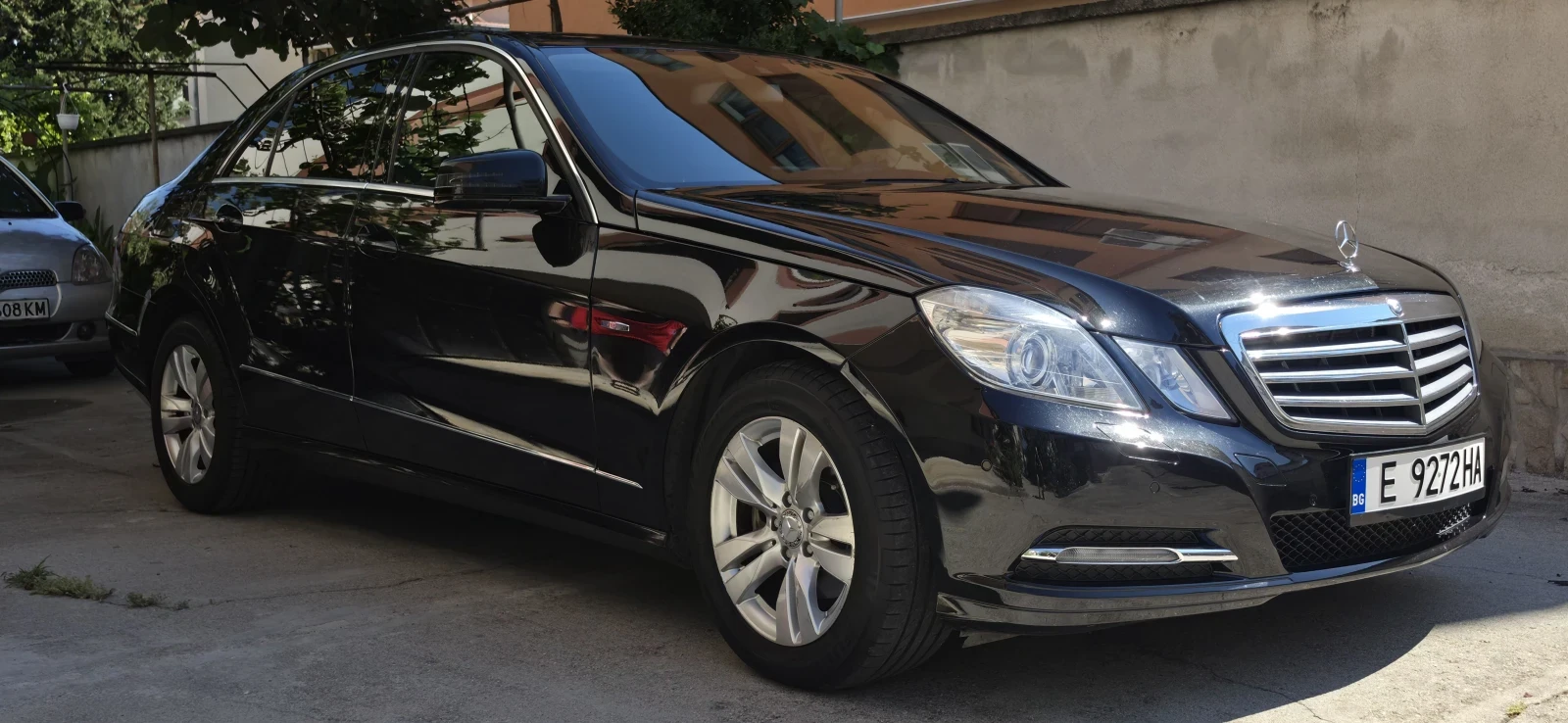 Mercedes-Benz E 220, снимка 14 - Автомобили и джипове - 55275247