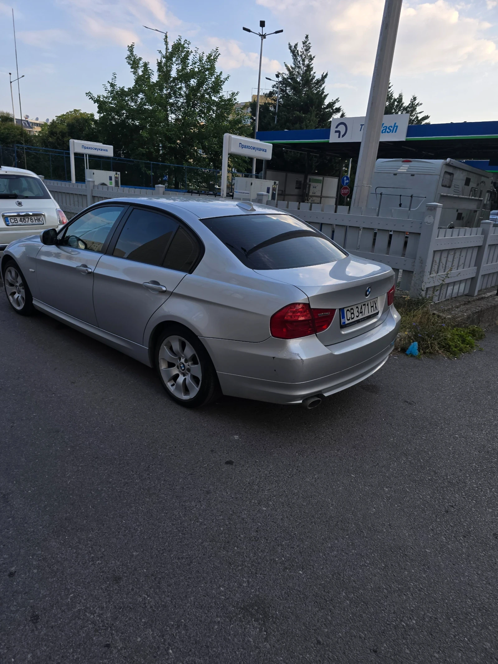 BMW 320, снимка 3 - Автомобили и джипове - 55660580