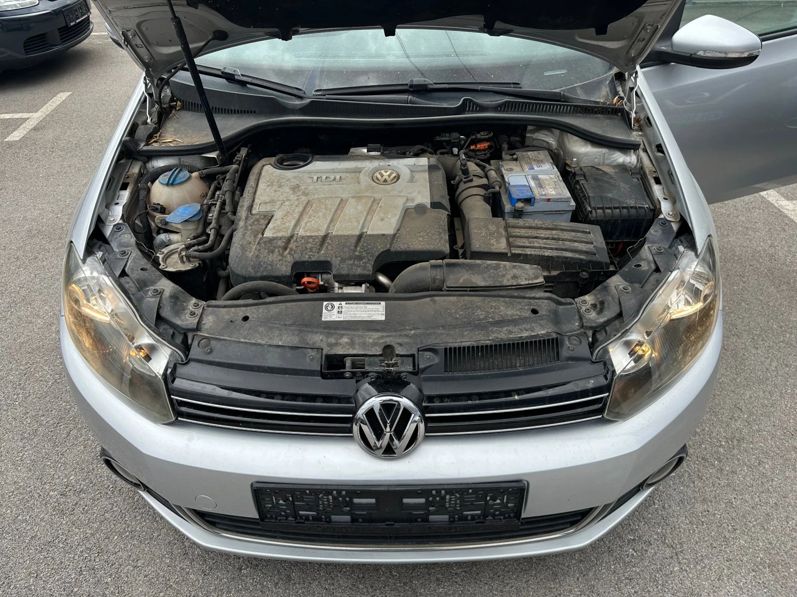 VW Golf 2.0 TDI Highline , снимка 7 - Автомобили и джипове - 56447626