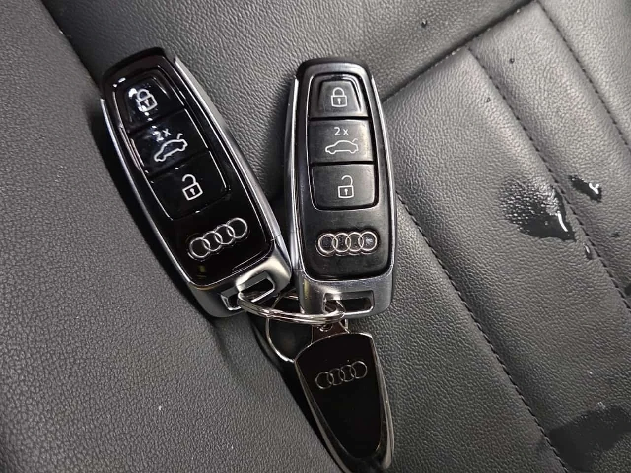 Audi Q8 e-tron Sportback QUATTRO * ГЛАВНО ПРЕДСТАВИТЕЛСТВО, снимка 12 - Автомобили и джипове - 56660174