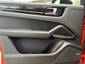Porsche Cayenne V6/ SPORT DESIGN/ BOSE/ PANORAMA/ LED/ CAMERA/ 22/, снимка 9