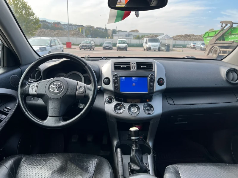 Toyota Rav4, снимка 8 - Автомобили и джипове - 48007605