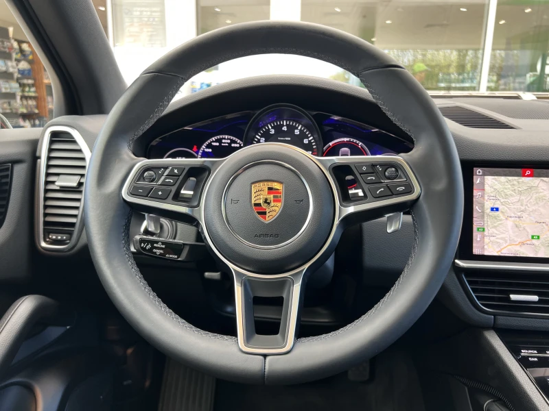 Porsche Cayenne V6/ SPORT DESIGN/ BOSE/ PANORAMA/ LED/ CAMERA/ 22/, снимка 12 - Автомобили и джипове - 50031147