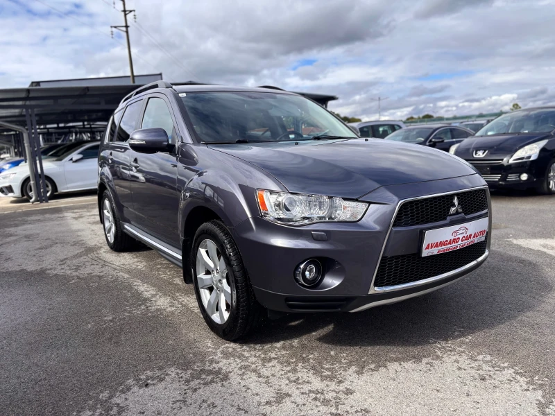Mitsubishi Outlander 6+ 1, снимка 2 - Автомобили и джипове - 51963451